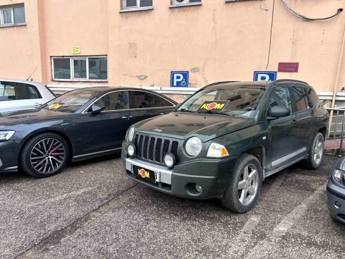 Tunceli\'de Kaçakçılık Operasyonu: 7 Araç Ele Geçirildi