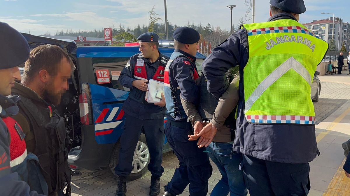 Hüyük\'te Kanlı Hesaplaşma: Baba Öldürüldü