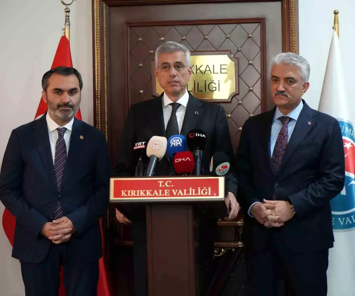 Bakan Memişoğlu: "Savunma sanayisi gibi sağlık sanayisini de güçlendiriyoruz"