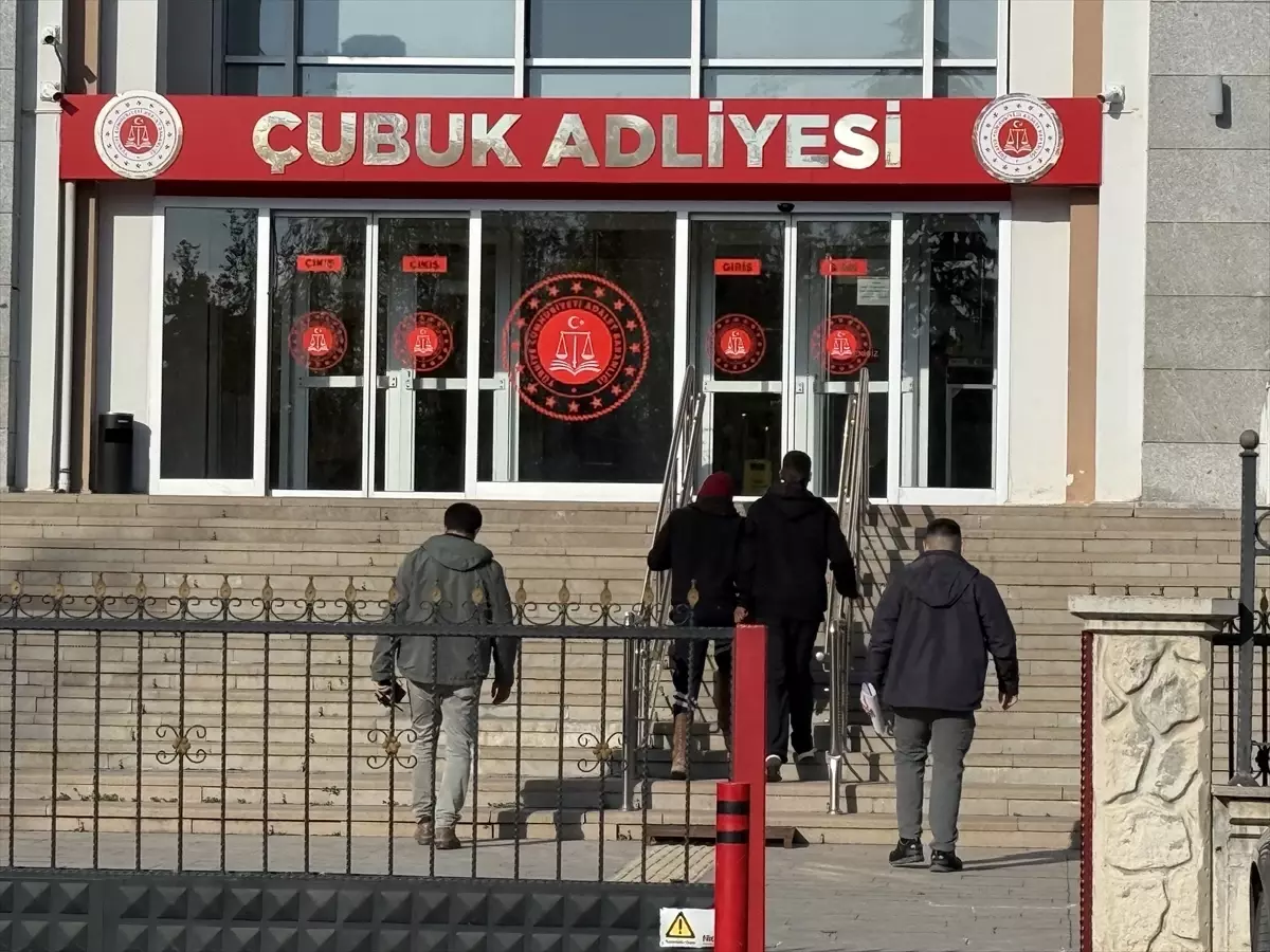 Çubuk\'ta İnşaattan Kablo Hırsızlığı: 2 Zanlı Tutuklandı