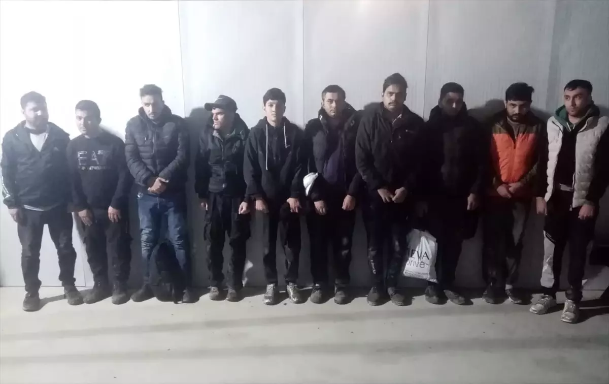 Edirne\'de 20 Düzensiz Göçmen Yakalandı