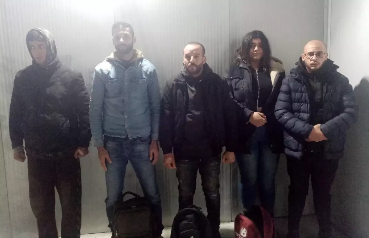 Edirne\'de 20 Kaçak Göçmen Yakalandı