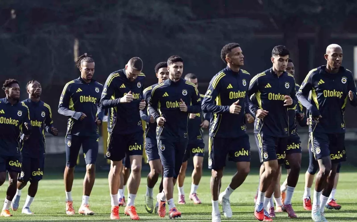 Fenerbahçe, Başakşehir Maçına Hazırlanıyor