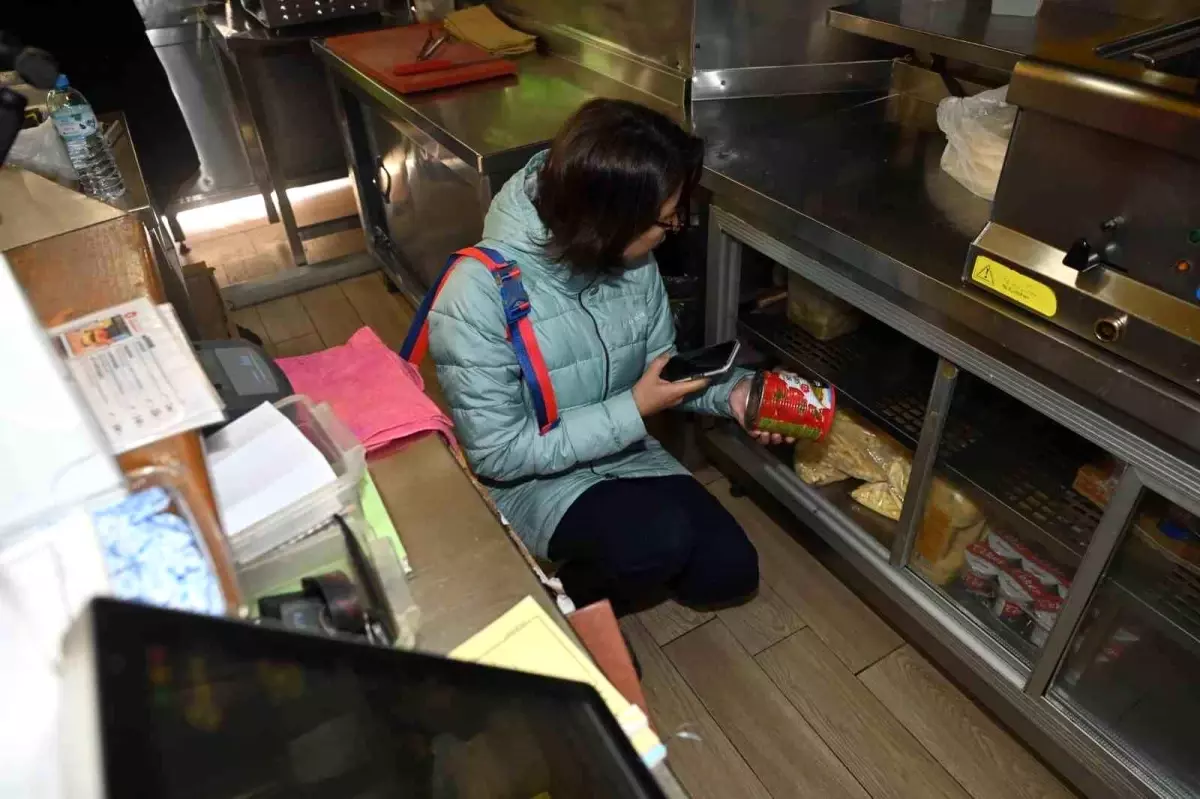 Isparta\'da hijyen kusuru olan işletmelere zabıta ekipleri tarafından işlem yapıldı