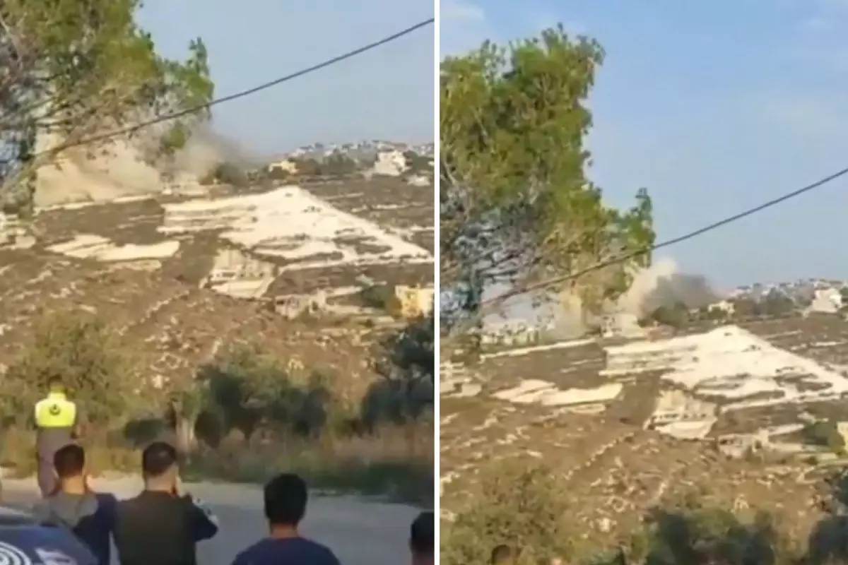 İsrail, harita paylaşıp "vuracağız" dediği Lübnan\'a saldırdı! İşte bölgeden gelen ilk görüntüler