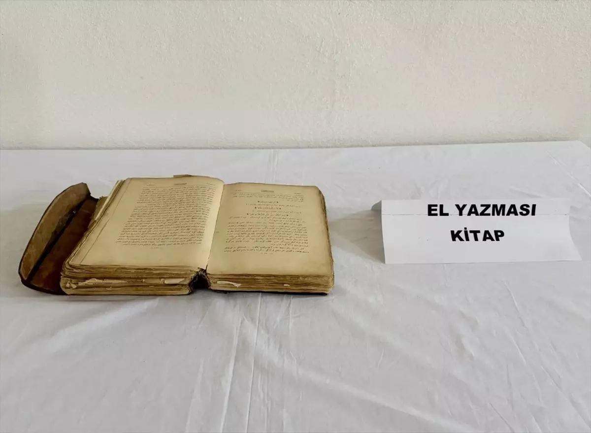 Kırşehir\'de El Yazması Kur\'an-ı Kerim Ele Geçirildi