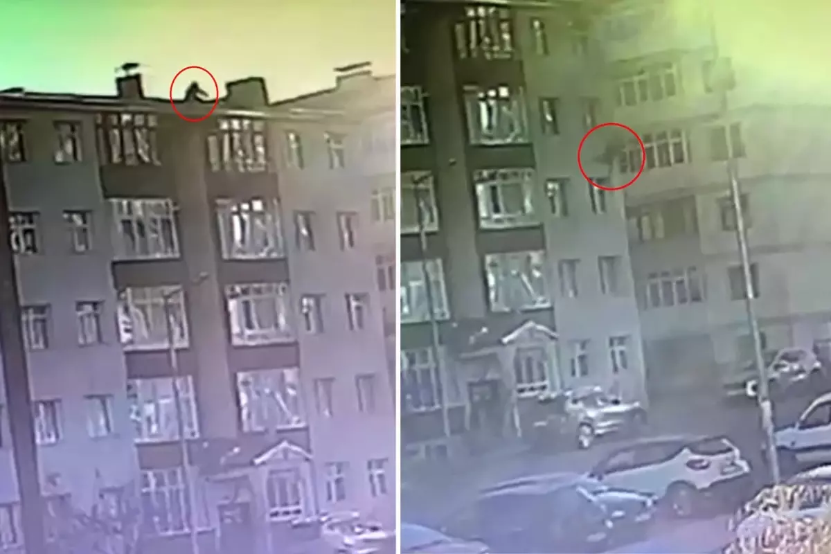 Erzurum'da Çatıda Düşen Adam Hayatını Kaybetti