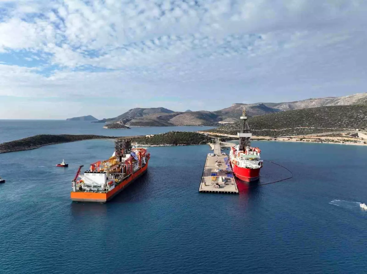 Türkiye\'nin 6. Sondaj Gemisi Taşucu\'na Ulaştı