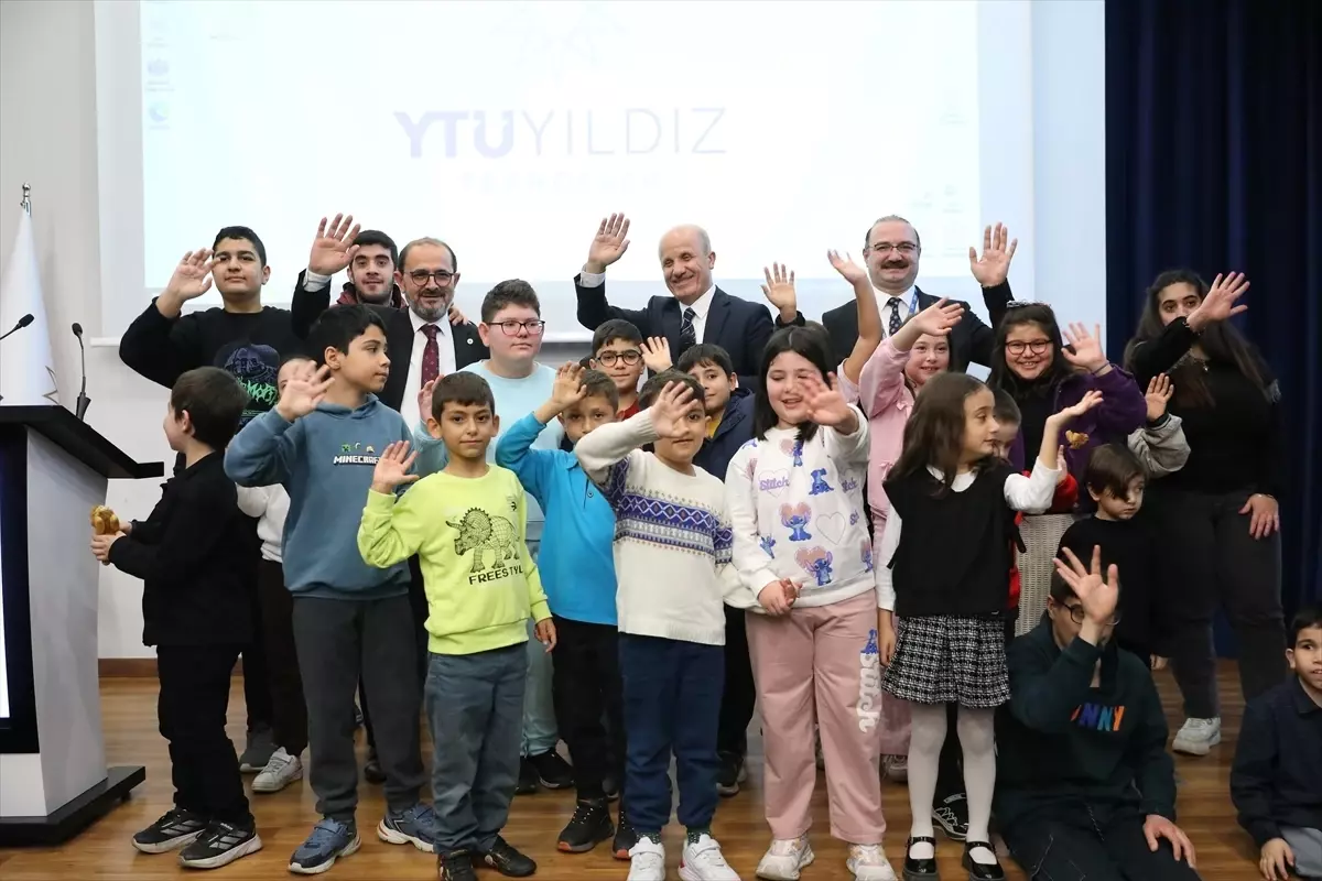 YÖK Başkanı Özvar, Otizmli Öğrencilerle Bir Araya Geldi