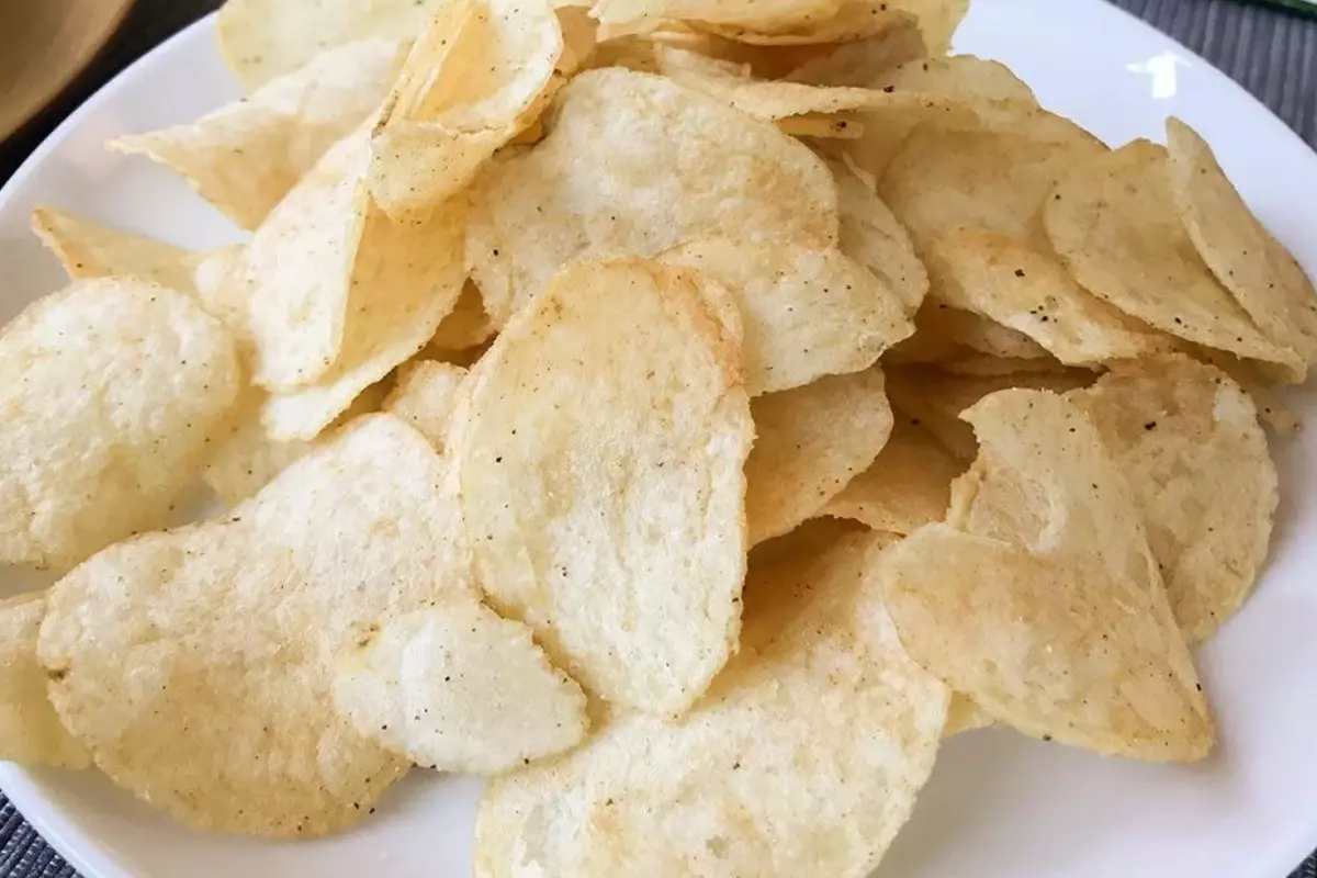 2 popüler cips market raflarından kaldırıldı! Uzmanlardan "Kesinlikle tüketmeyin" uyarısı