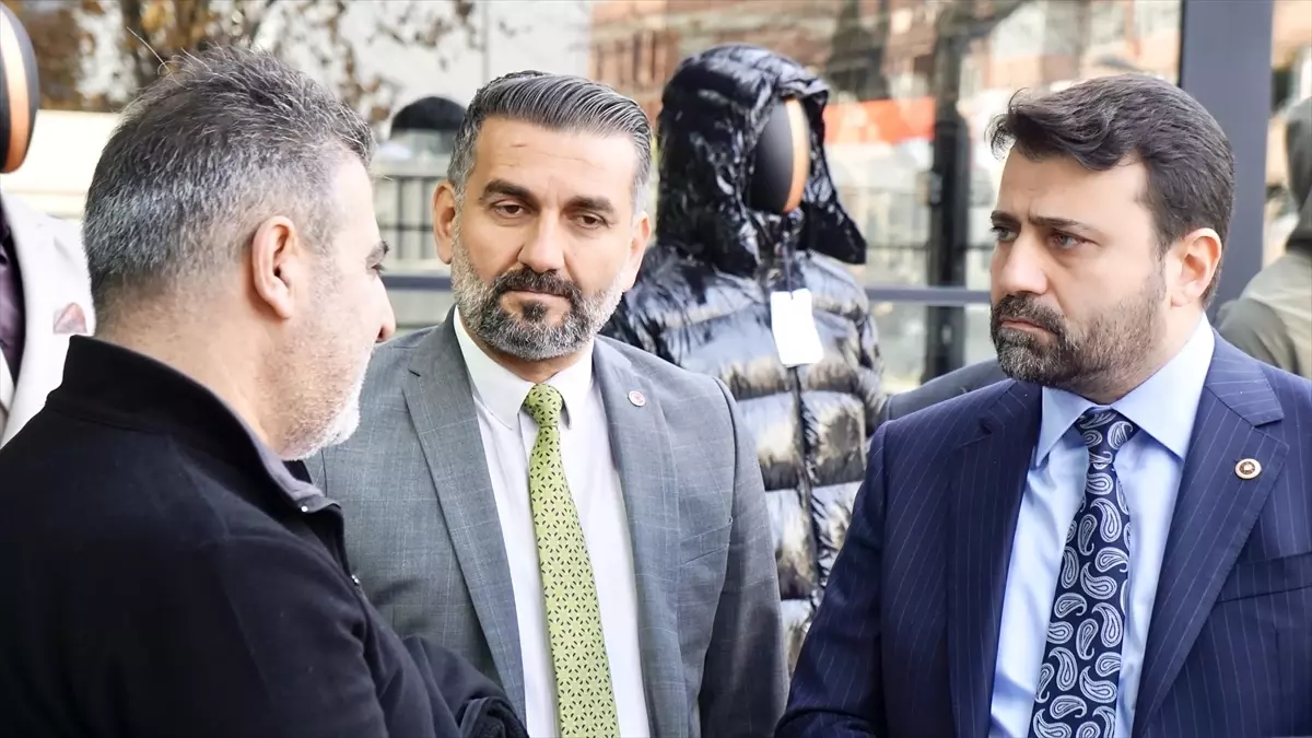 AK Parti Heyeti Safranbolu\'da Esnafla Buluştu