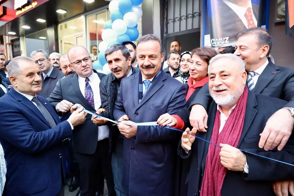 Ağıralioğlu, Trabzon\'da Parti Başkanlığını Açtı