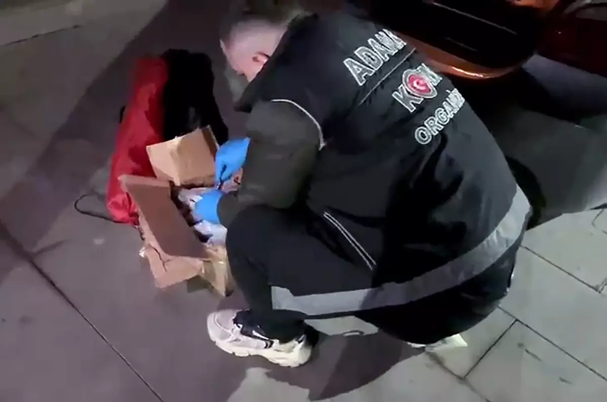 Adana\'da 53 Ruhsatsız Tabanca Ele Geçirildi