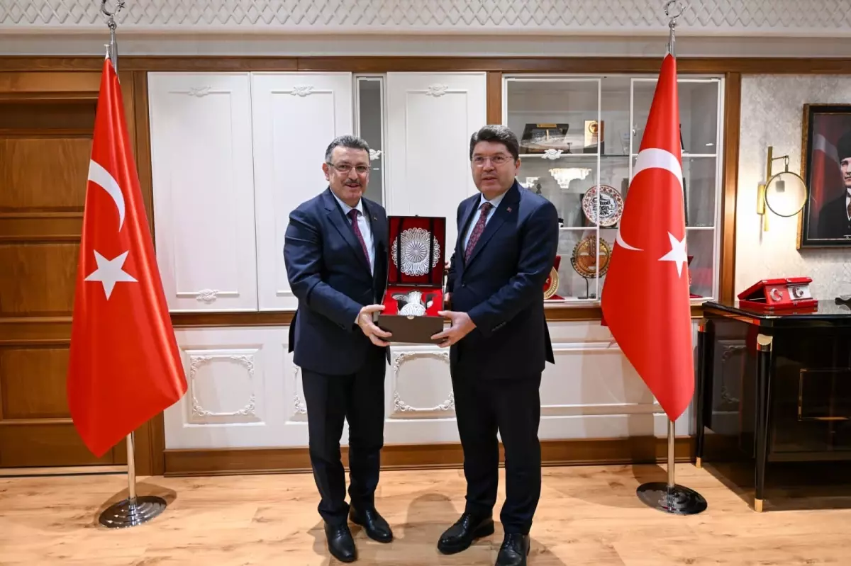 Bakan Tunç\'tan Trabzon Ziyareti