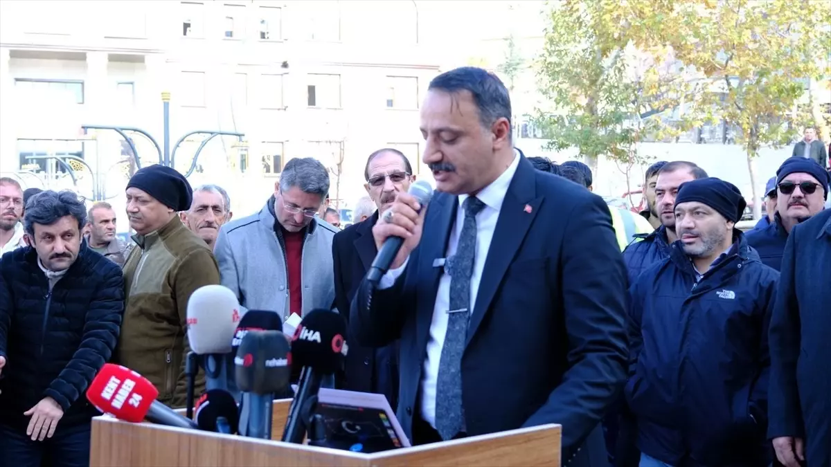 İliç\'teki Madenin Yeniden Açılması İçin Çağrı