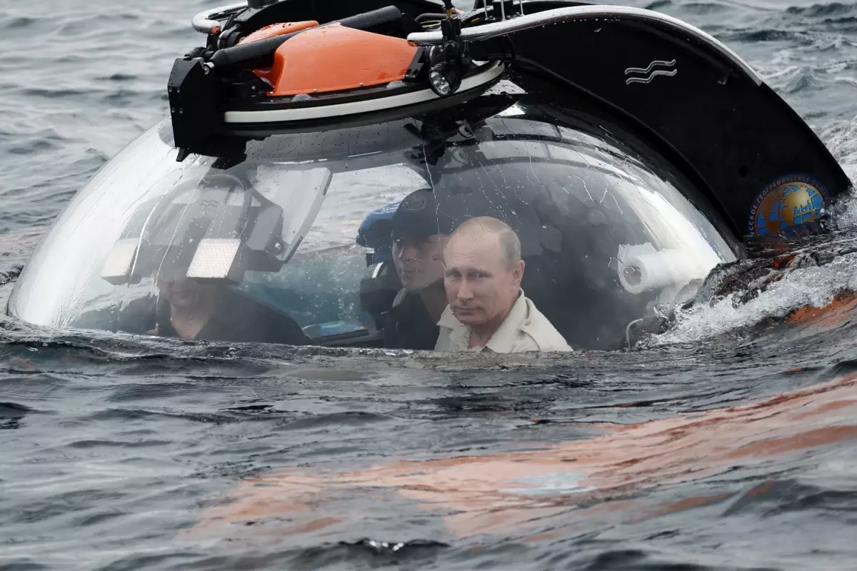 2 ülkeden tarihi ittifak! Putin\'in denizaltılarını avlayacaklar