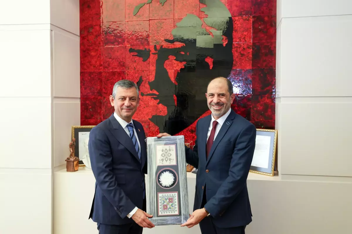 Özgür Özel ve Kudret Özersay Buluştu