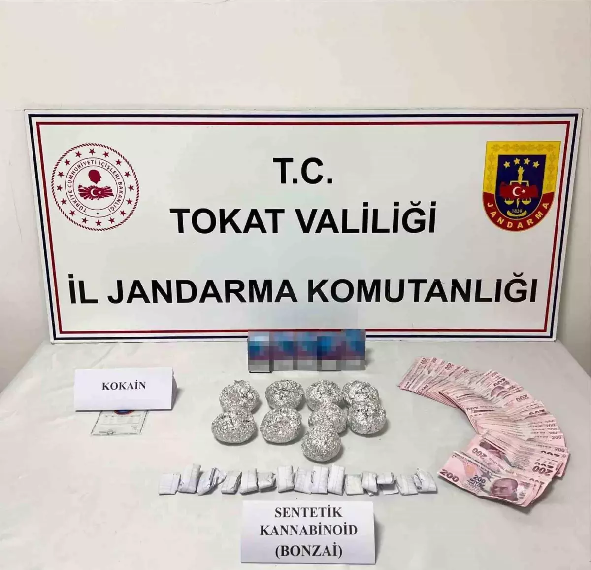 Tokat\'ta Uyuşturucu Operasyonu: 5 Gözaltı
