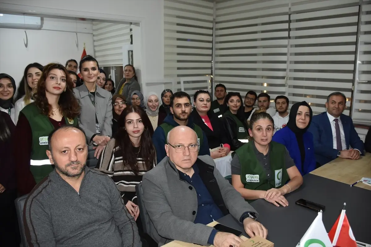 Yeşilay\'dan Gönüllüler Günü Etkinliği