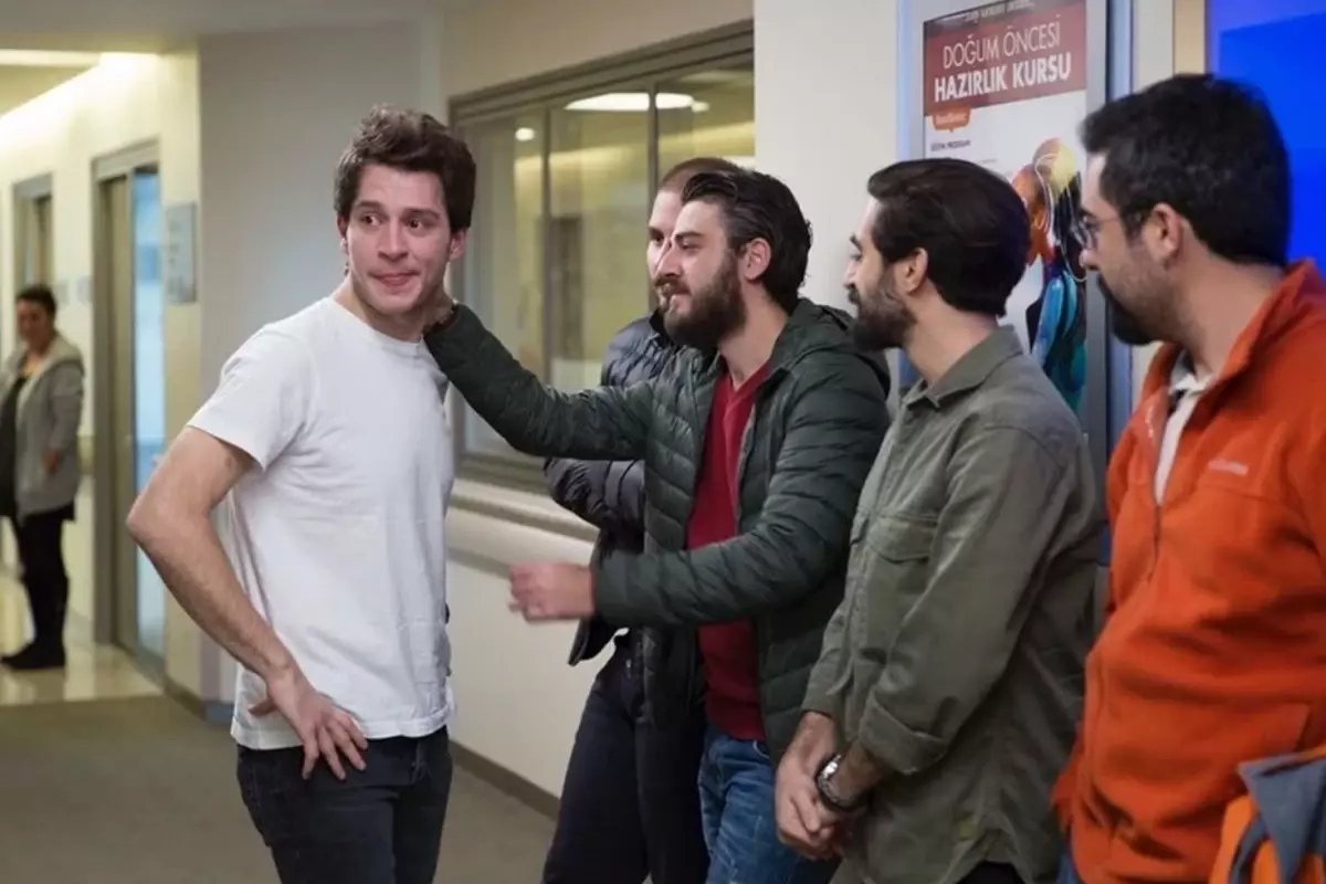 Uraz Kaygılaroğlu\'ndan kızı Ada\'nın 10\'uncu yaşına duygusal kutlama