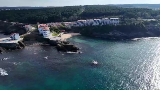 Milyon dolarlık otelin vahim hali! Tinerciler ve hırsızlar mesken tuttu Milyon dolarlık otelin vahim hali! Tinerciler ve hırsızlar mesken tuttu