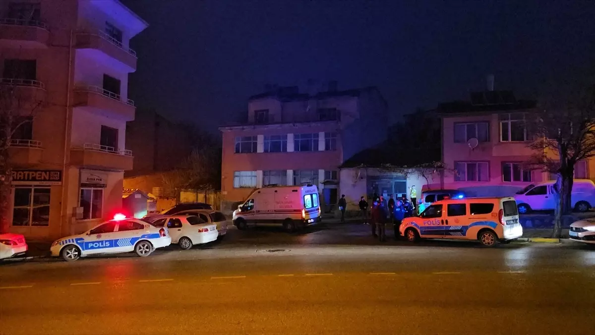 Çorum\'da Kayıp Arkadaş Evinde Ölü Bulundu