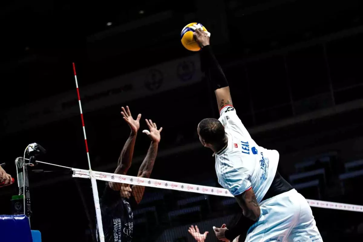 Efeler Ligi: Halkbank: 3 Gebze Belediyespor: 0