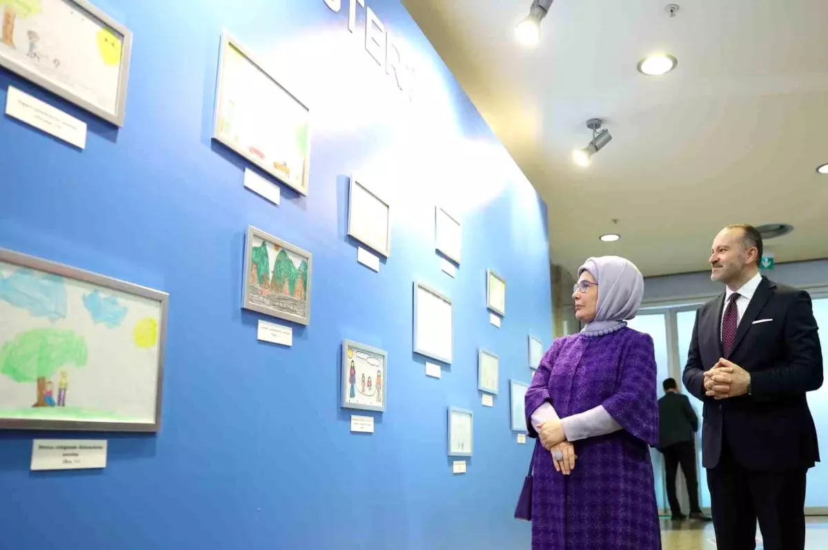 Emine Erdoğan, TRT Uluslararası Çocuk Medyası Zirvesi\'ne katıldı