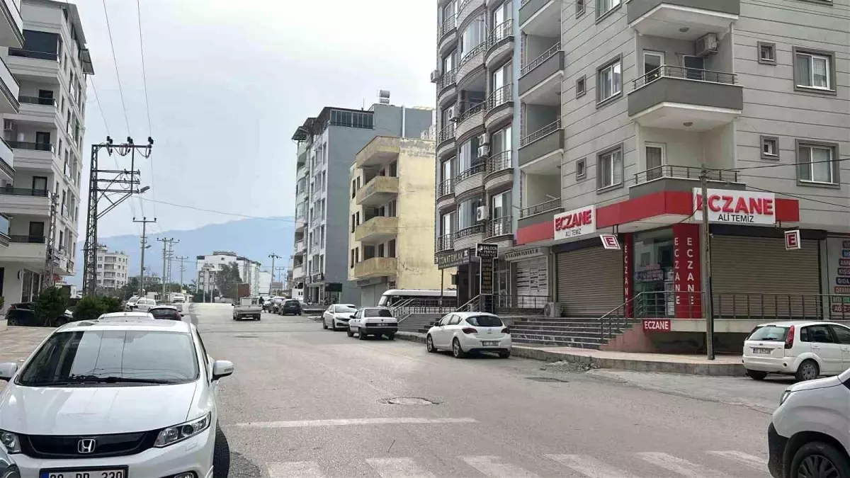 Hatay\'da Şiddetli Fırtına Etkili