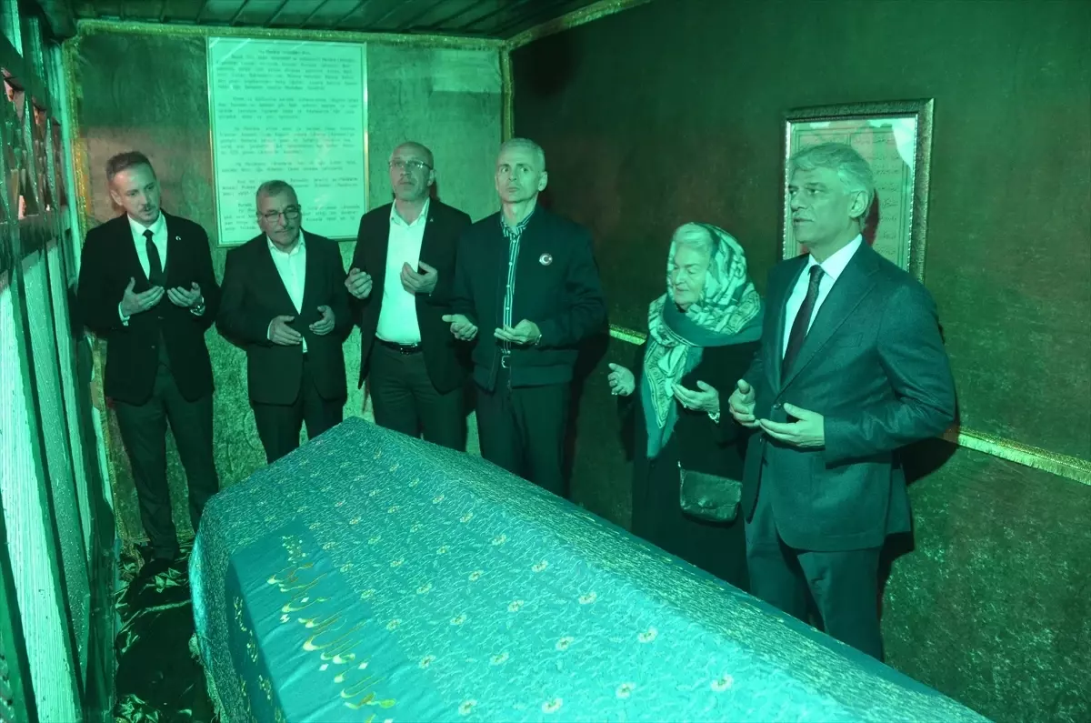 Mevlana\'nın 752. Vuslat Yıl Dönümü Töreni