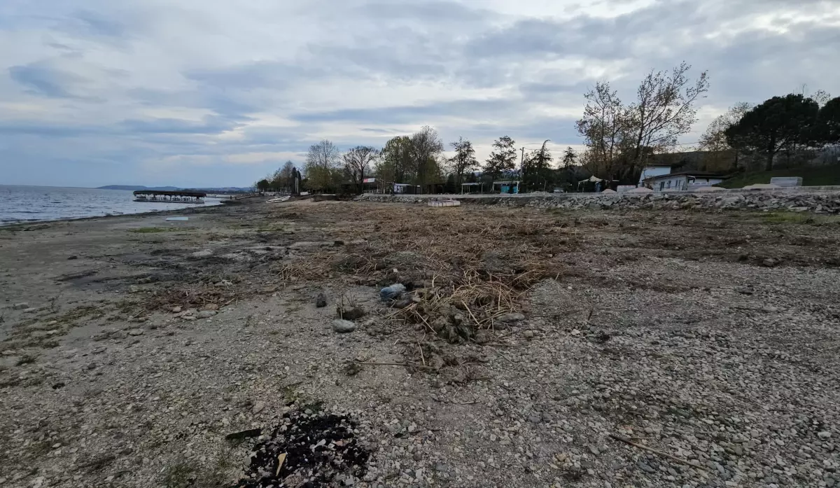 Sapanca Gölü\'nde Kuraklık Uyarısı