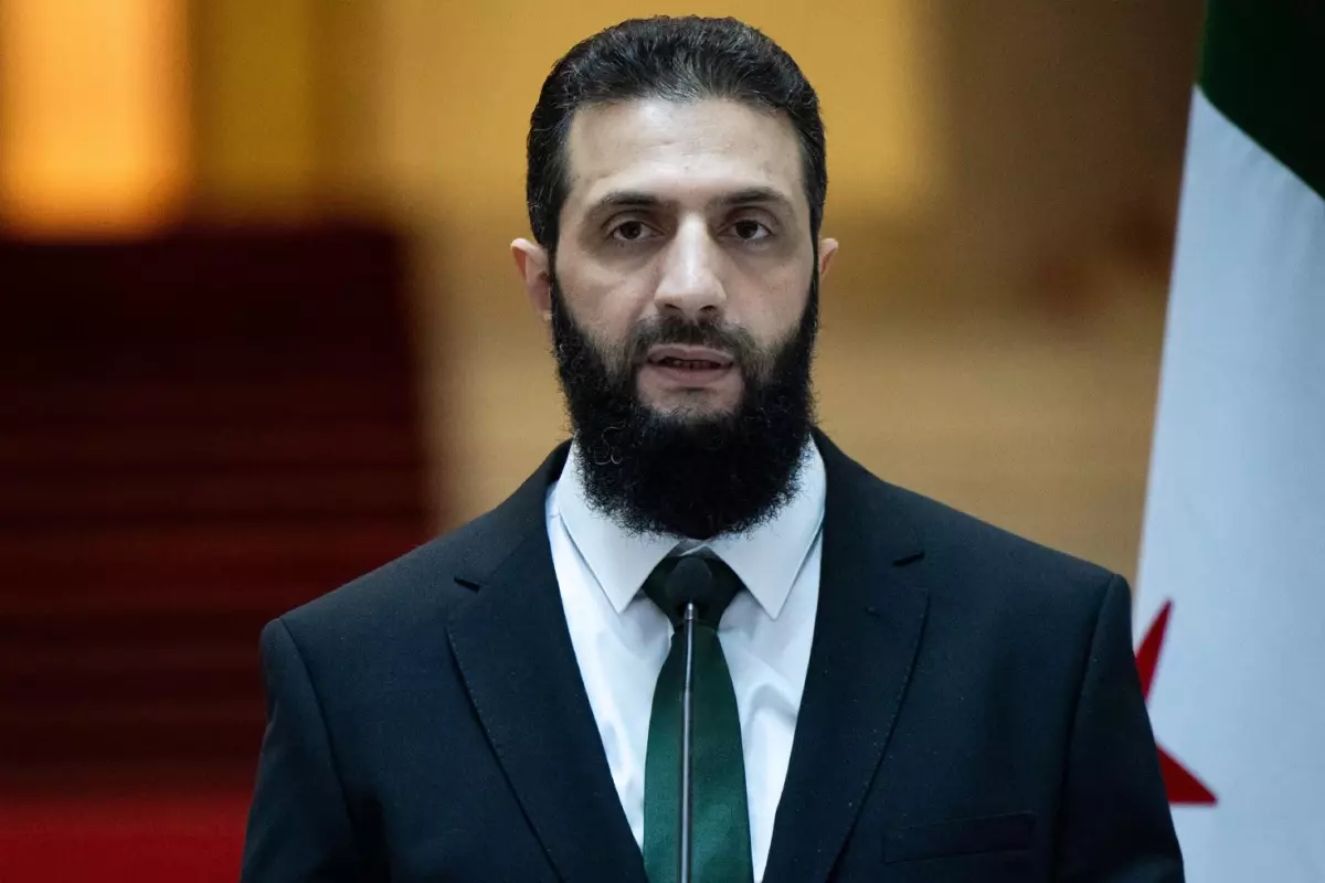 Ahmed Şara tarih verip duyurdu: Suriye\'de genel seçimlere gideceğiz