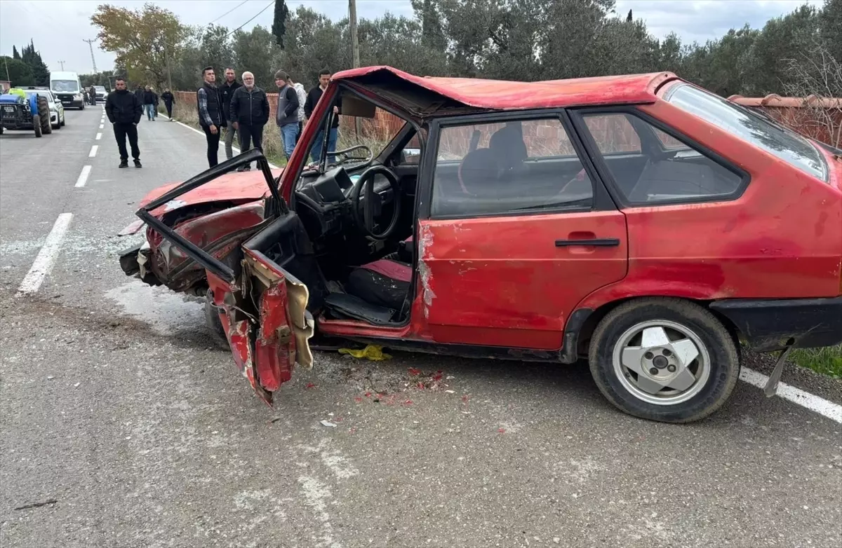 Havran\'da Trafik Kazası: 3 Yaralı