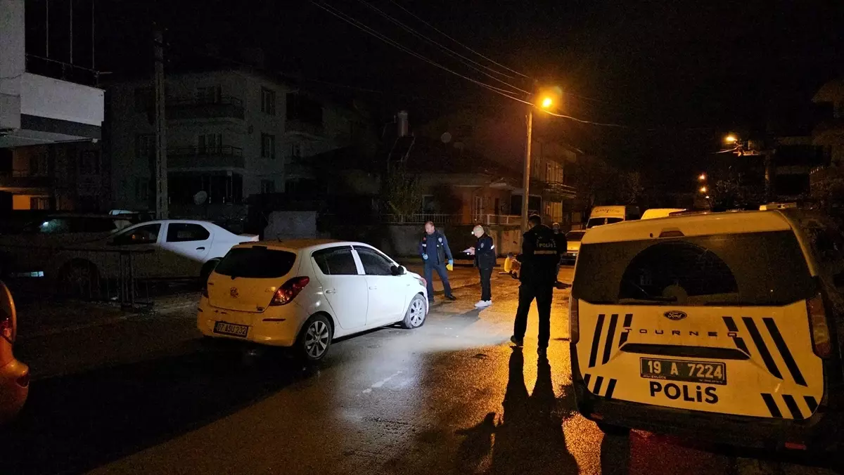 Çorum\'da Otomobile Silahlı Saldırı