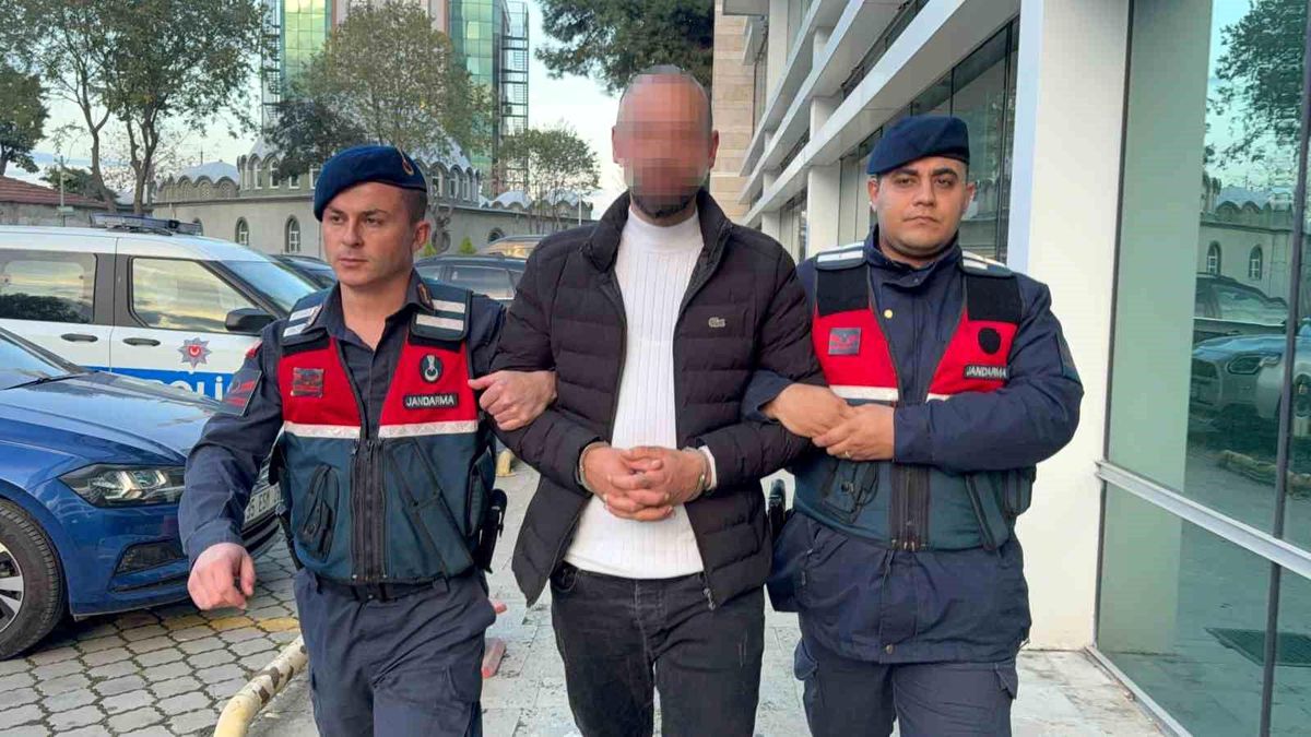 Samsun\'da Dolmuş Şoförü Silahlı Saldırıda Yaralandı