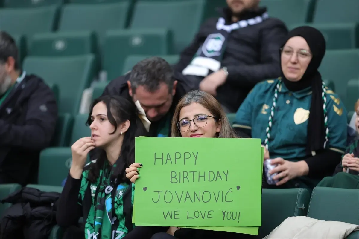 Kocaelispor ve Kasımpaşa İlk Yarıda Eşit