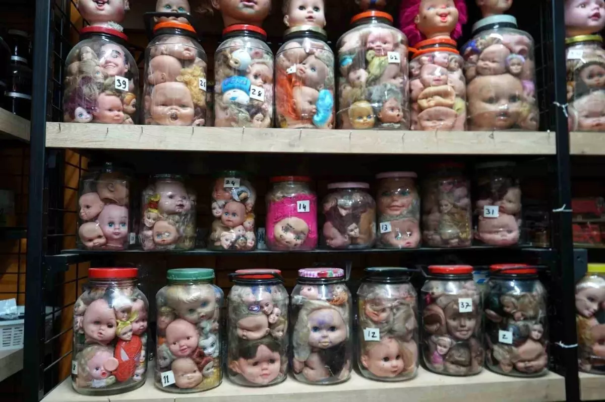 Kocaeli\'de 5 Bin Bebek Kafası Sergisi