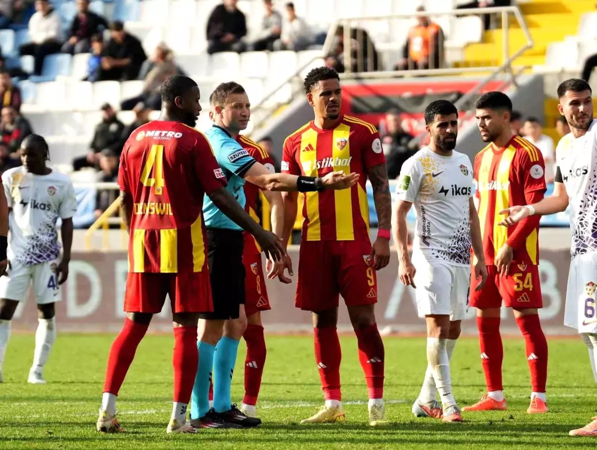 Kayserispor 7. Beraberliğini Aldı