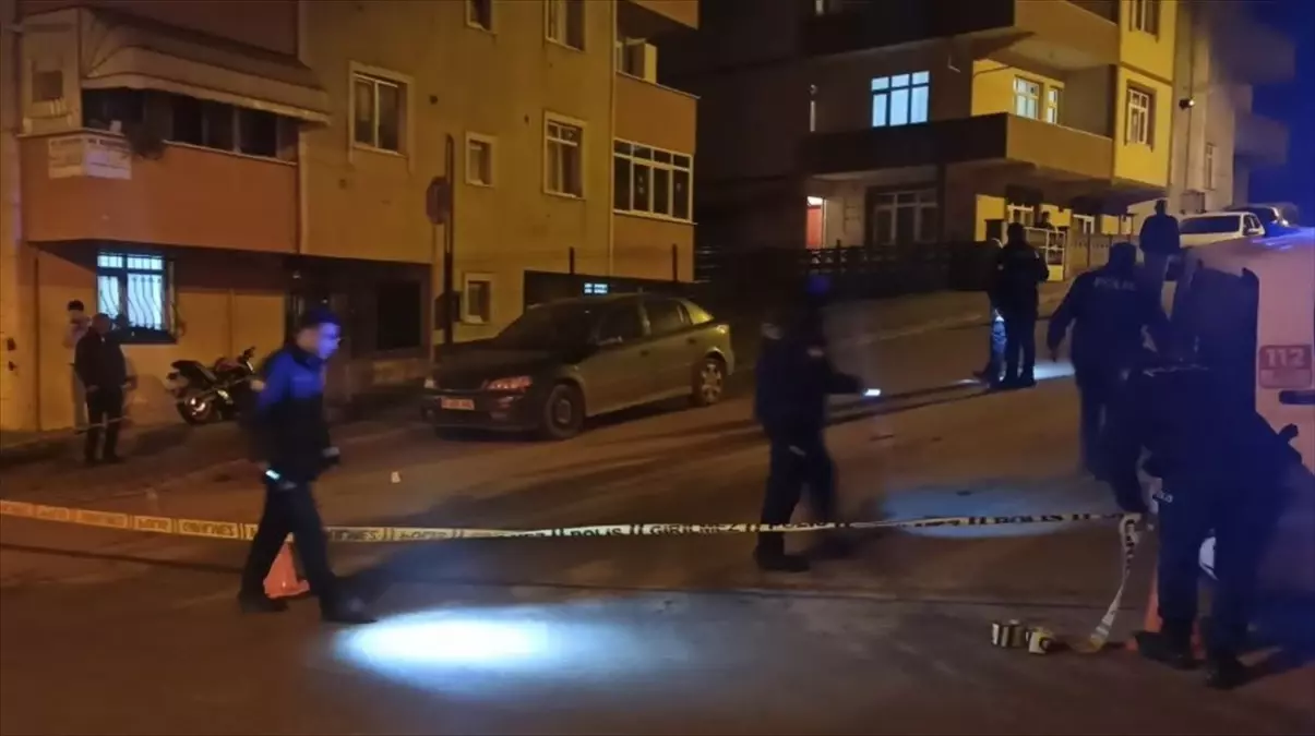 Kocaeli\'de Tabancayla Ateş Açıldı