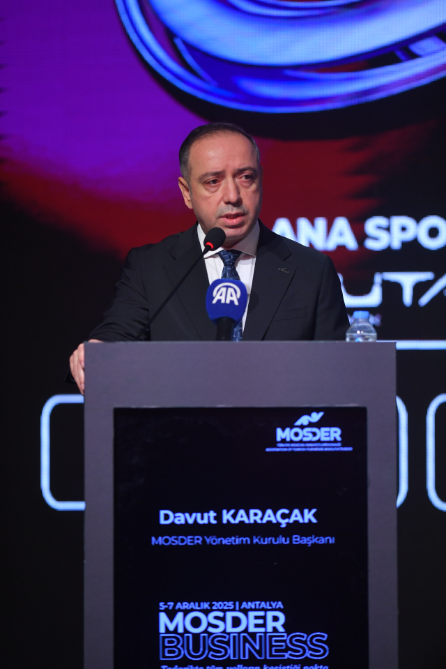 Mobilya sektörü Antalya'da buluştu