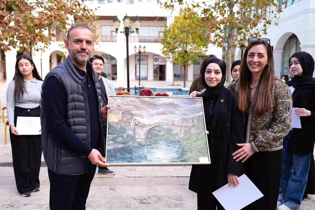 Sancaktepe\'de genç yeteneklerin eserleri görücüye çıktı