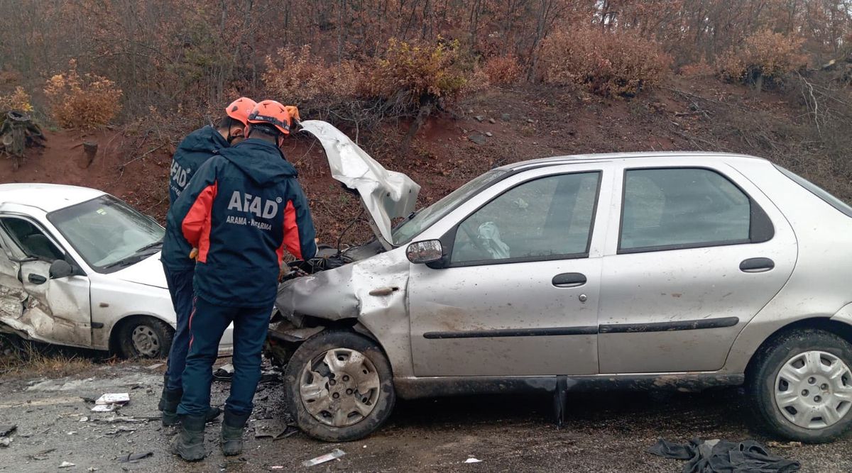 Tokat\'ta Trafik Kazası: 1 Ölü, 2 Yaralı