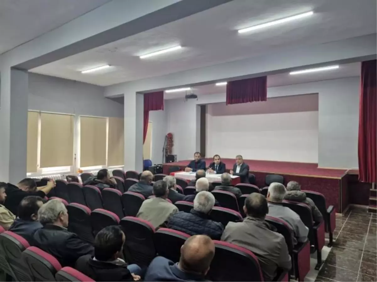 Yenipazar\'da Köy Hizmetleri Toplantısı