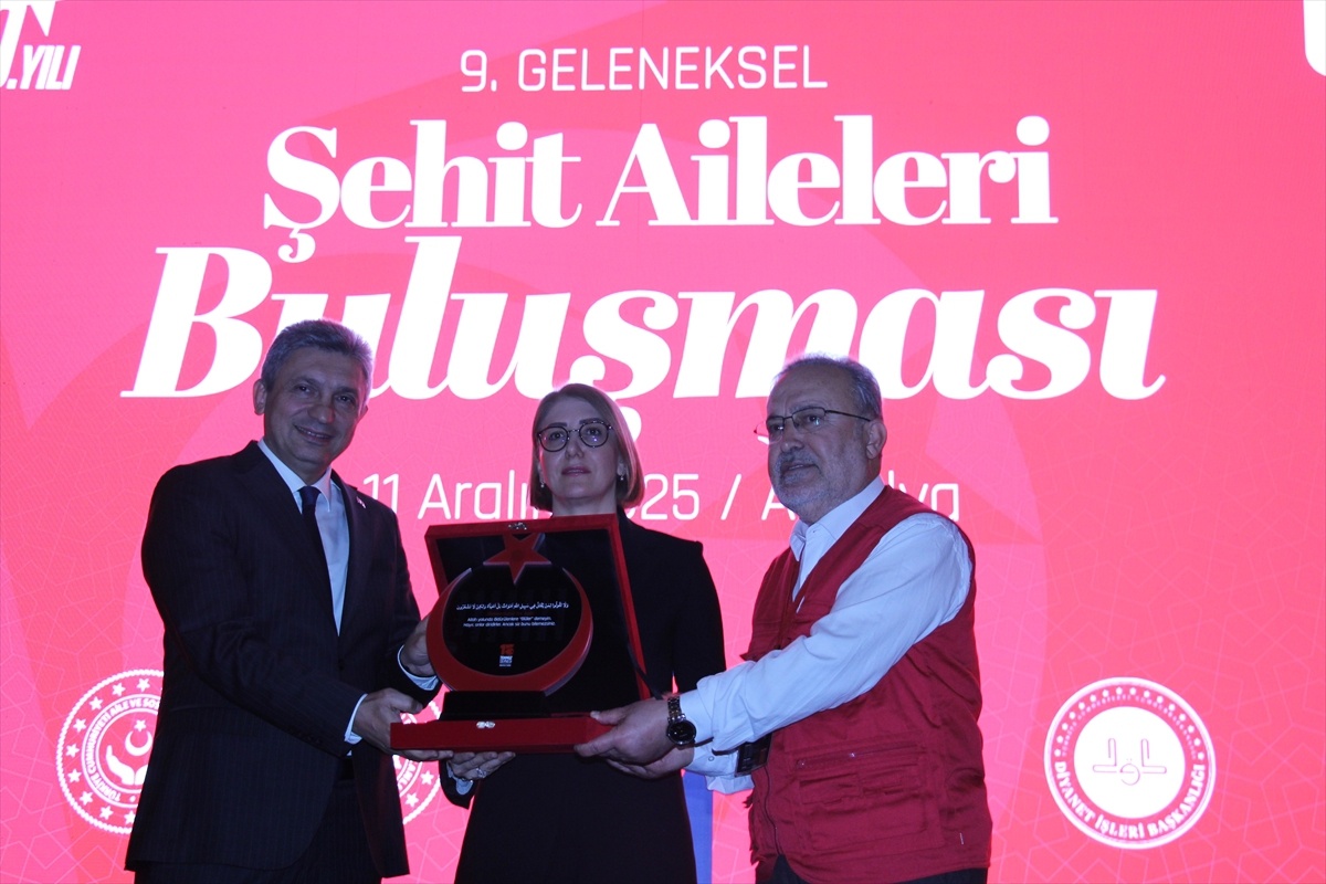 Aile ve Sosyal Hizmetler Bakan Yardımcısı Tarıkdaroğlu, "Şehit Aileleri Buluşması"nda konuştu Açıklaması