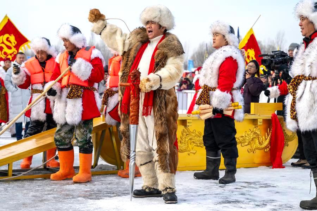 6. Buz Toplama Festivali Harbin\'de Başladı