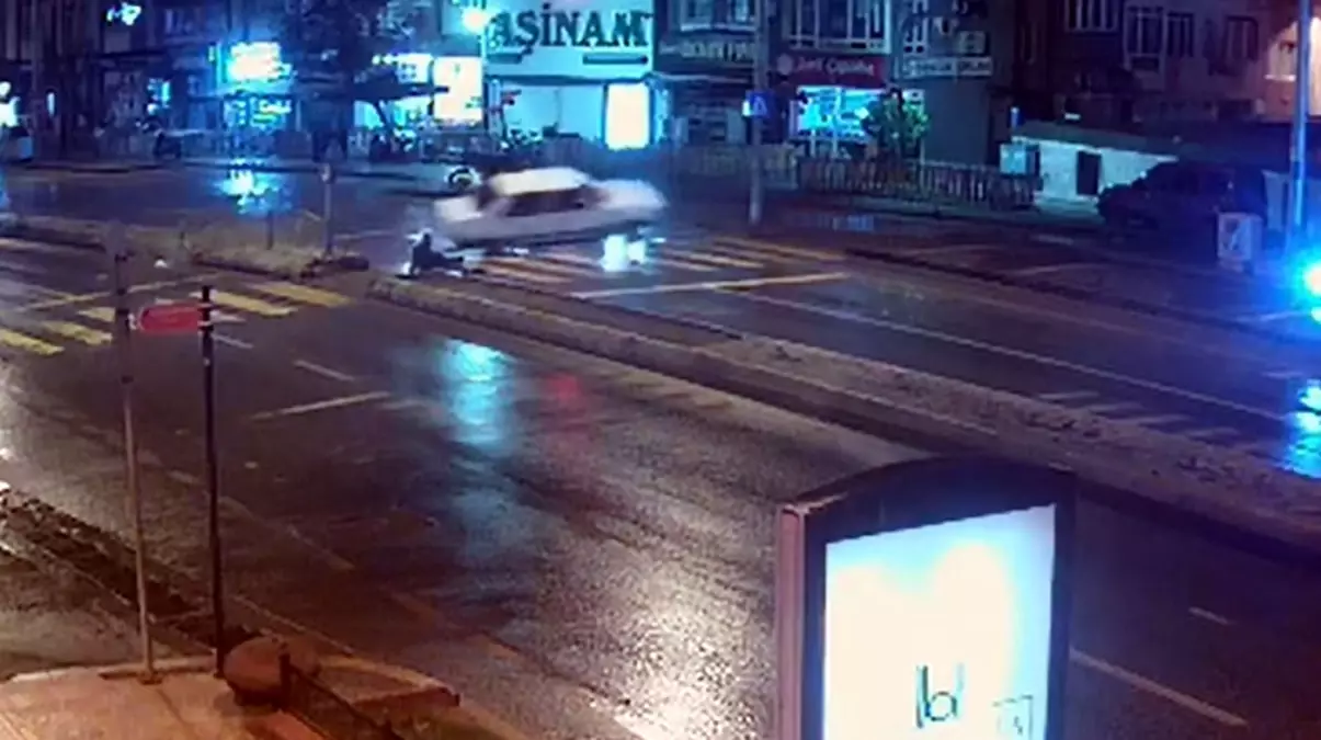 Edirne\'de Alkollü Sürücü Kaza Yaptı