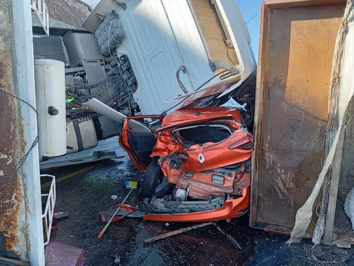 Ardahan\'da Zincirleme Kaza