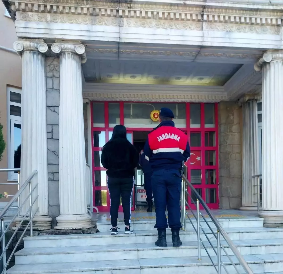 Didim ve Germencik\'te 2 Suçlu Yakalandı