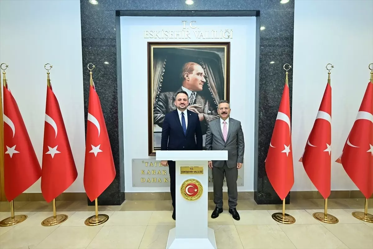 Eminoğlu Eskişehir\'de Vali\'yi Ziyaret Etti