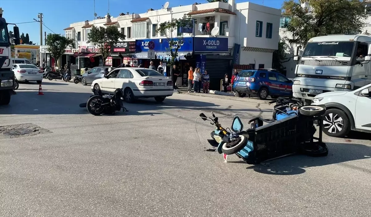Bodrum\'da Trafik Kazası: 1 Ölü, 1 Yaralı